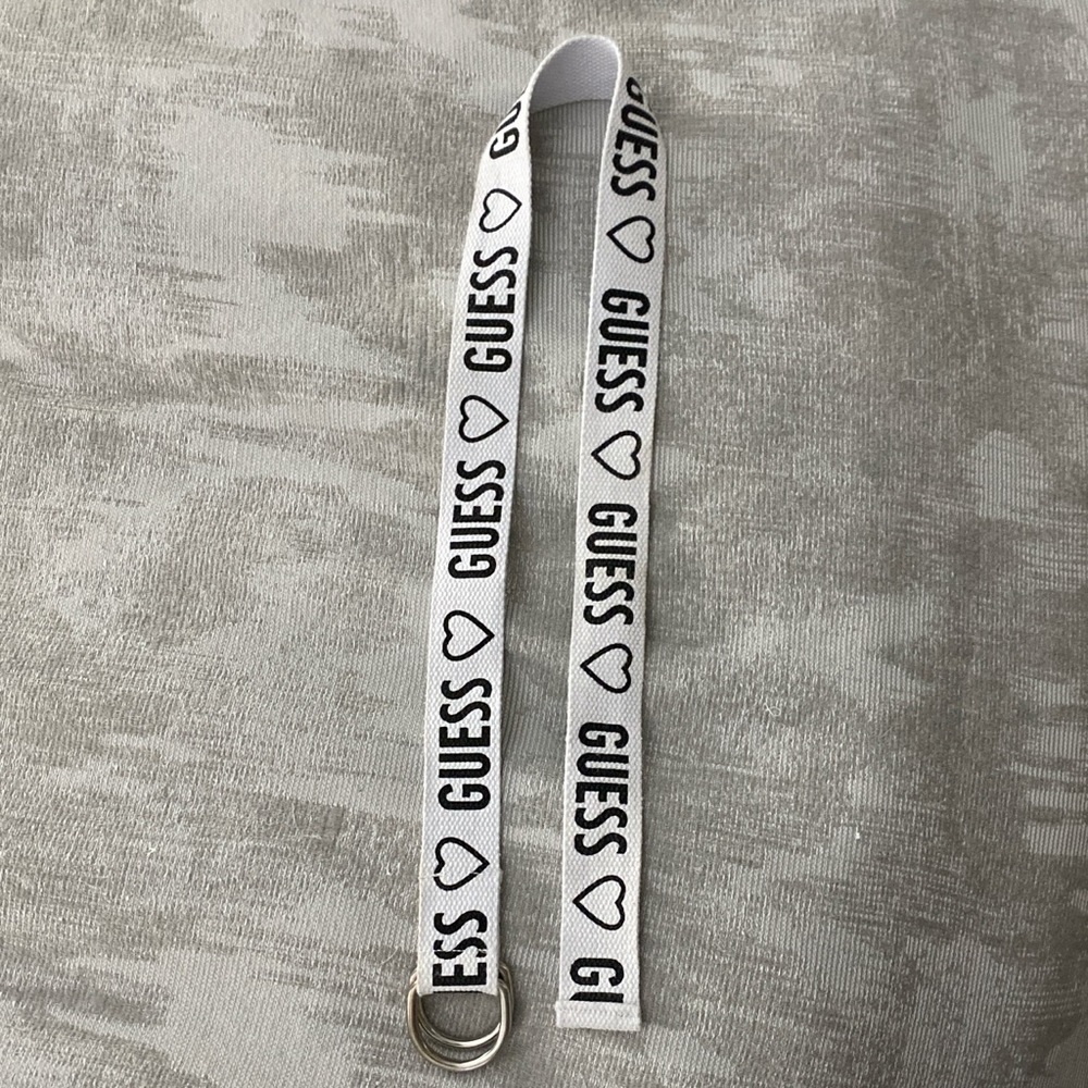 kids belt with hearts from guess